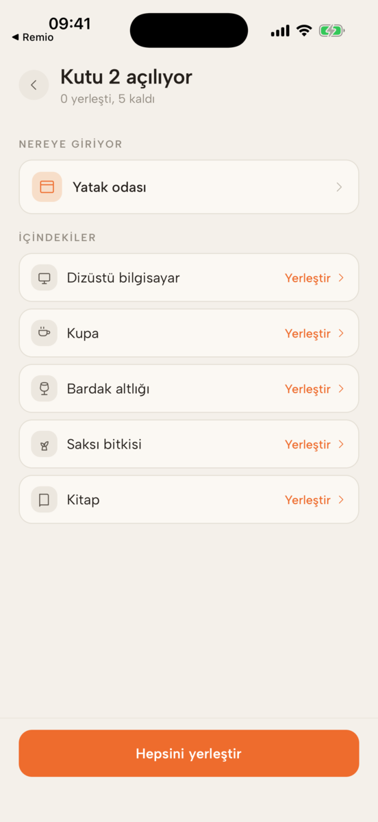 Kutu 2 yatak odasına açılıyor, her eşya tek dokunuşla yerine gidiyor